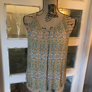 Floral tank top. XL (but fits like a medium)